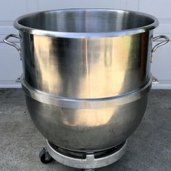 Hobart Dough Mixer  140 qt. Bowl