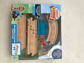 Thomas the train wood tracks sign and animal