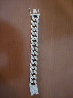 Stainless Steel Gold Cuban Link Bracelet $10