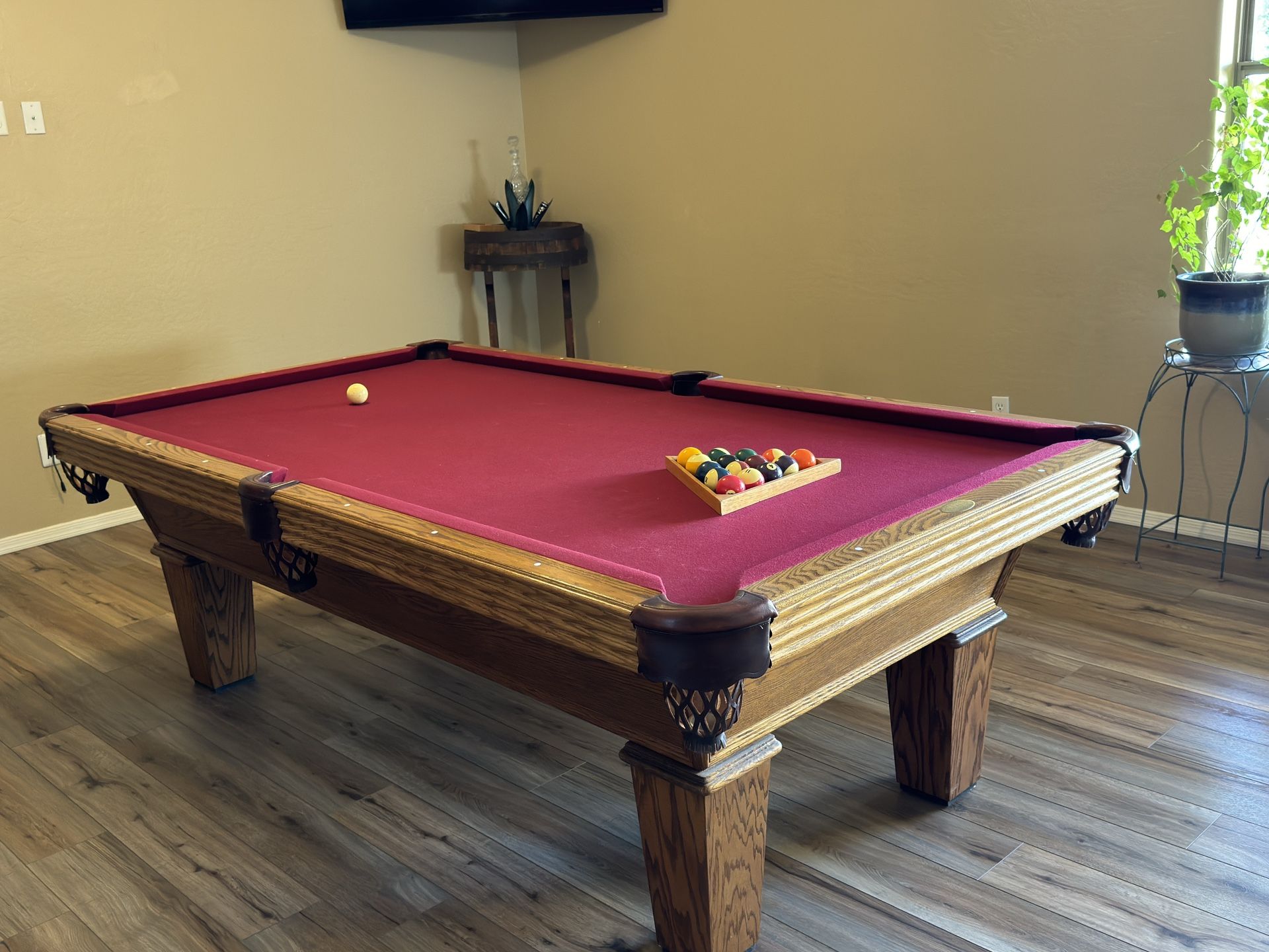 FREE!! Olhausen Pool Table 8ft. Gone by Wednesday 