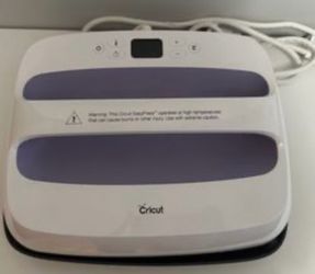 Cricut EasyPress® 2, Lilac - 12 in x 10 in - Handheld Heat Press