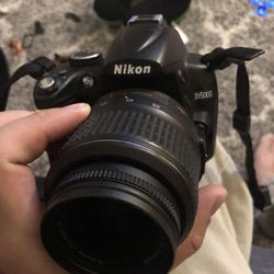 Nikon d5000 SLR Camera