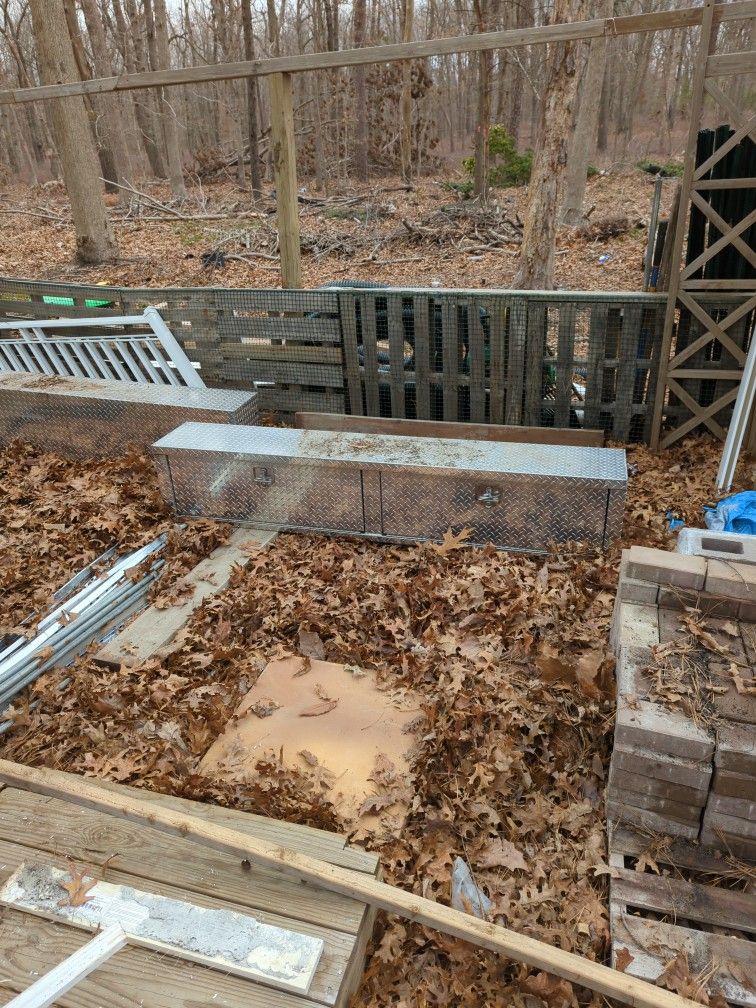 Diamond Plate Boxes 8 Ft Bed