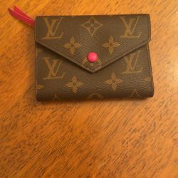 Designer Women’s Wallet 