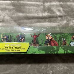 Disney Store Marvel Avengers Figurine Set