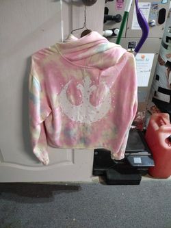 Star Wars XL Half Sweatshirt Hoodie.