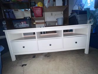 IKEA Hemnes tv stand
