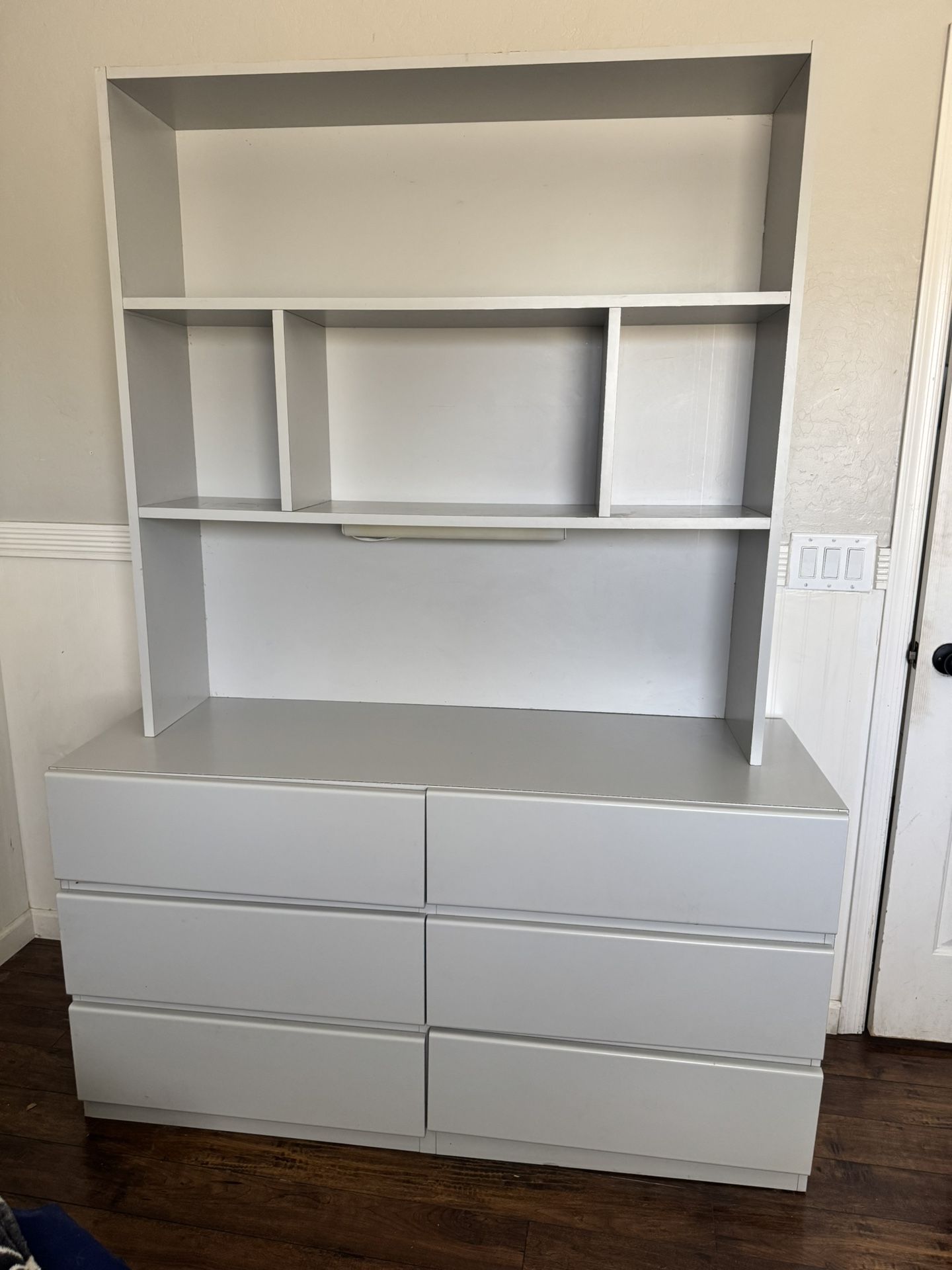2 Piece Set Grey Desk And Dresser With Bookshelf