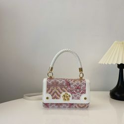 Women'S Fashion Small Purse, 2026 Autumn Winter New Crossbody Bag, Trendy Niche Small Bag, Compact Square Purse