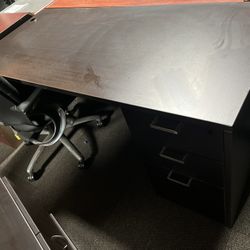 Desks With Drawer