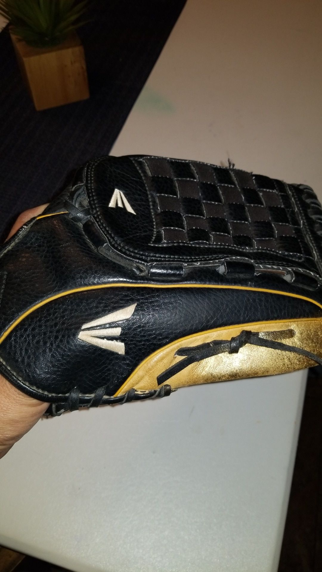 14 inch softball glove