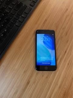 iPhone SE 2nd ( Unlocked) 64gb Black Color