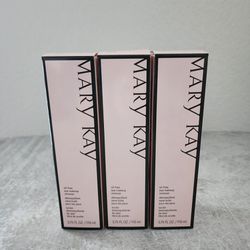 NEW  Mary Kay BUNDLE (3) Oil Free Eye Makeup  Remover 