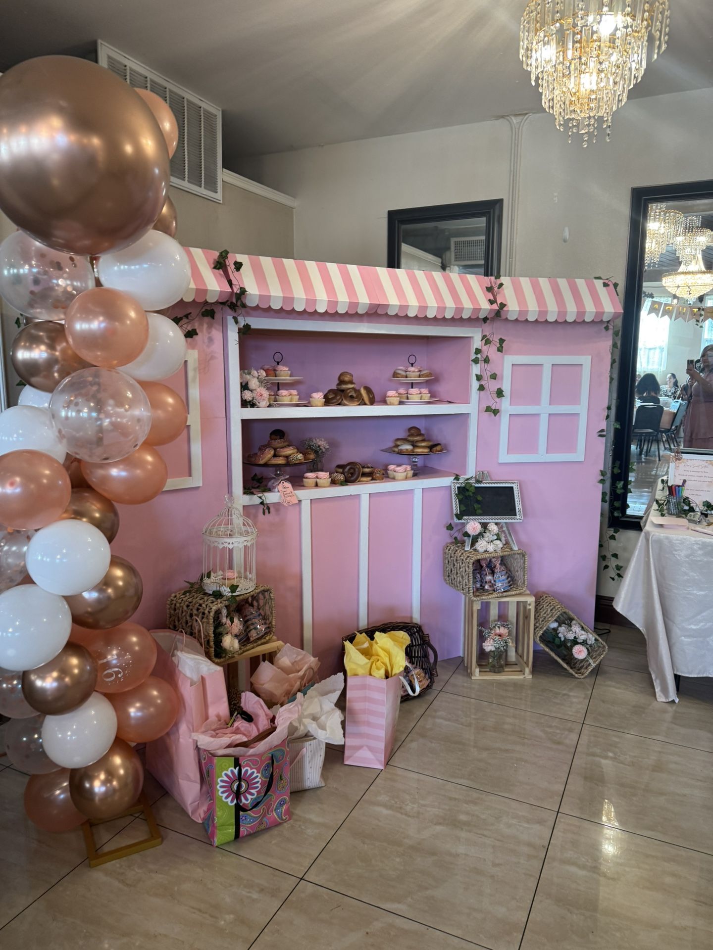 Dessert Stand