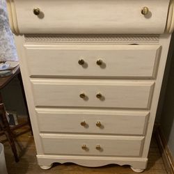 Set Of Dresser 