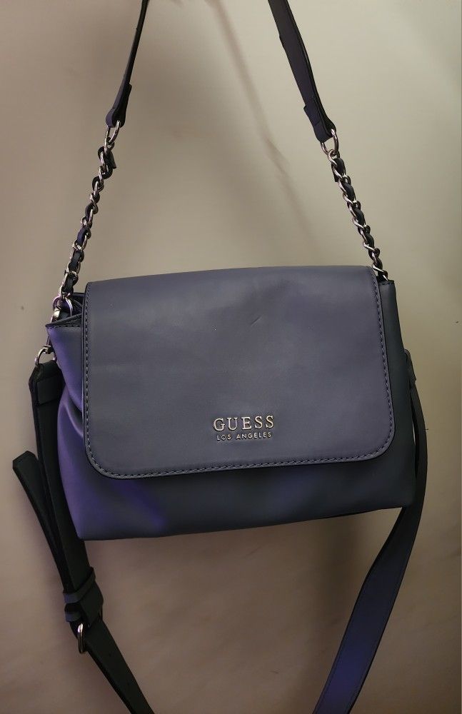 USED Guess Purse Great Condition