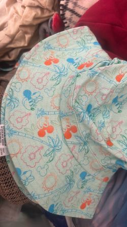 Mickey/minnie bucket hat