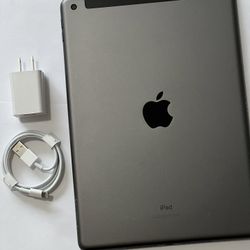 iPad 7th Generation, 128GB, Works with SIM card and wifi