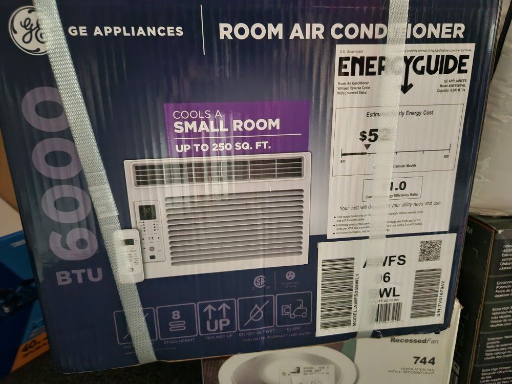 Ge 6000btu Electronic Window Air Conditioner.