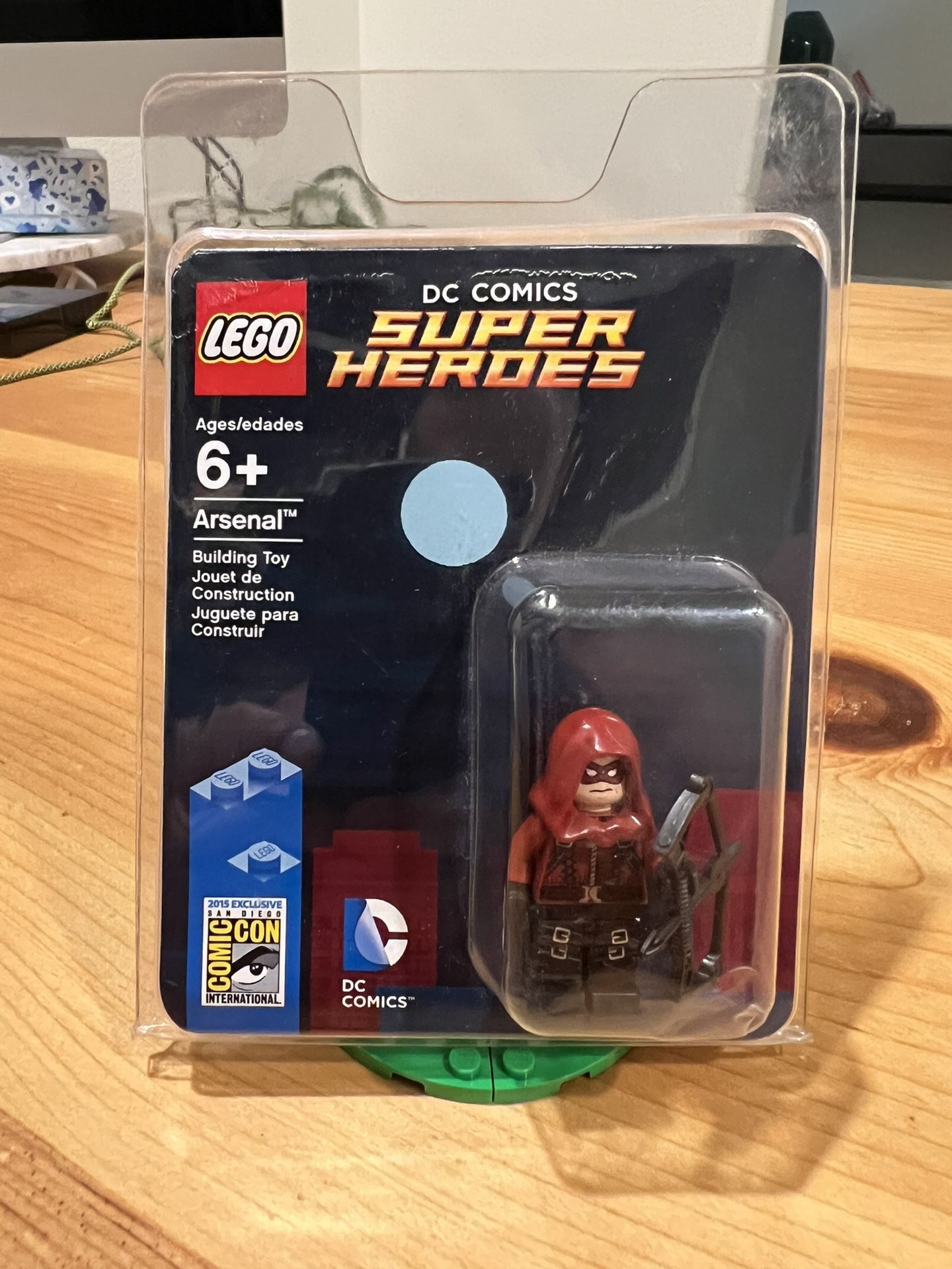 Lego SDCC Comic Con 2015 exclusive Arrowverse Arsenal minifigure