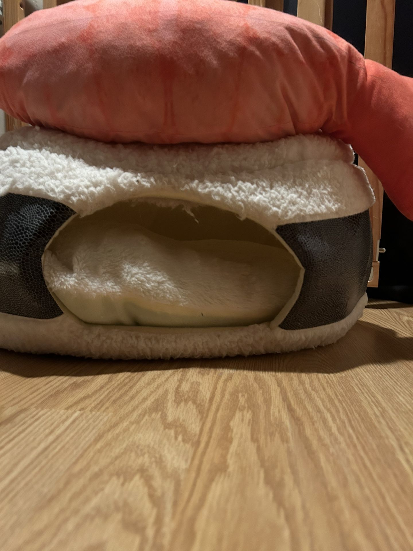 Sushi Cat Bed