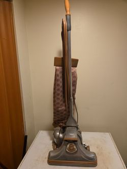 Kirby model 517 upright vacuum