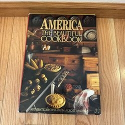 Vintage 1990 America the Beautiful Cookbook