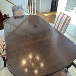 Hardwood Dining Table w/ 6 Chairs