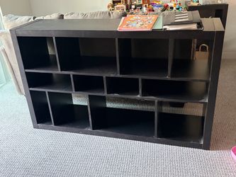 Free IKEA shelf - Kallax