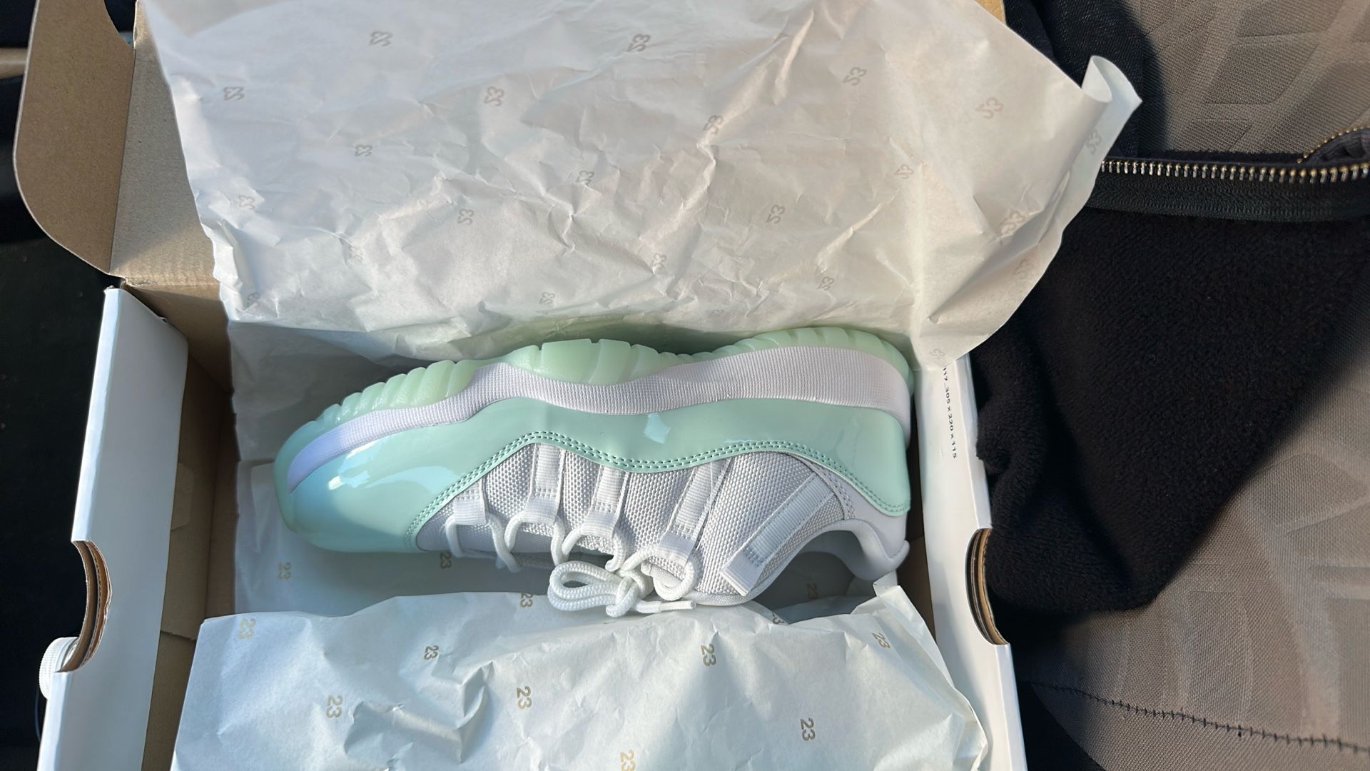 Women’s Air Jordan’s 11 Retro Low  7.5