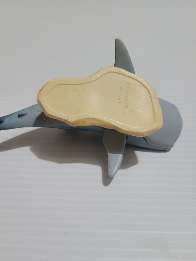 Finding Dory Destiny Whale Shark Figure Disney Pixar Small pvc Cake Topper.