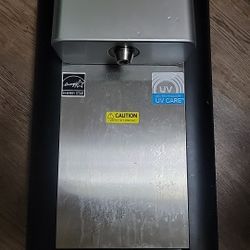 Brío Water Dispenser UV Light 