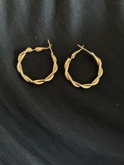 Gold earrings