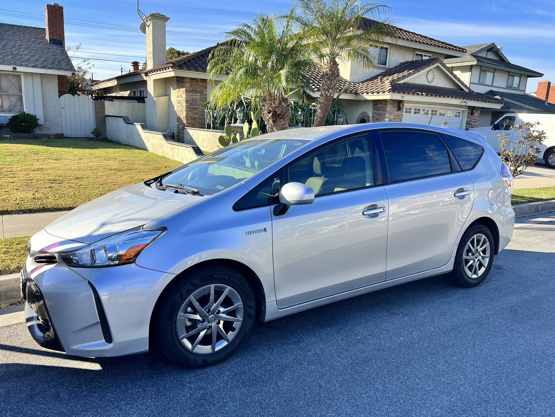 2017 Toyota Prius V
