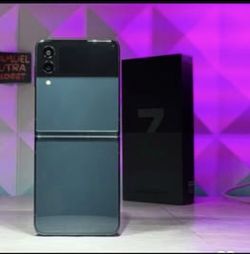 Samsung Galaxy z flip 3