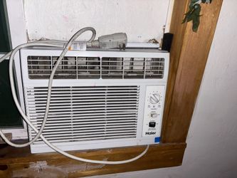 Window Air conditioner 5000 BTU