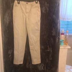 Gloria Vanderbilt size 810 jeans