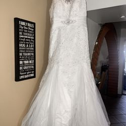 Wedding dress