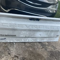 2022 Chevy Silverado Tailgate Has Dent As Shown In Picture