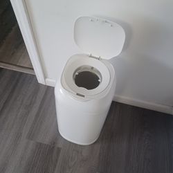 Diaper Genie 