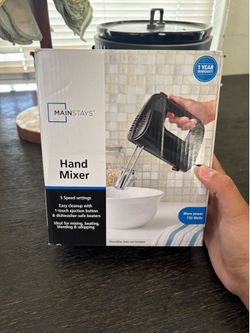 Hand mixer