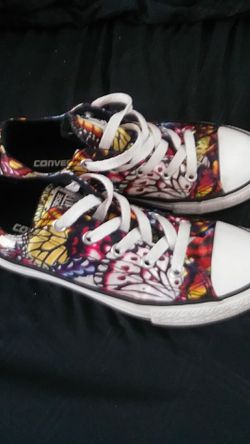Size 1 converse