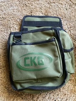 CKG Metal Detector Finds Pouch