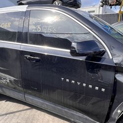 Front Passenger side Door Assembly Puerta Delantera Derecha 2018 2024 Chevrolet Traverse GREAT CONDITIONS✅