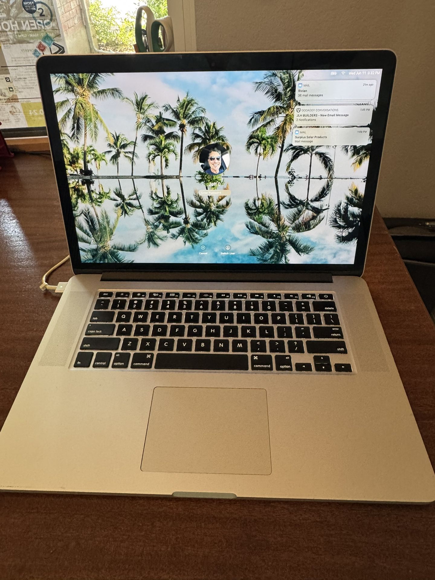 2015 MacBook Pro 15” 8GB