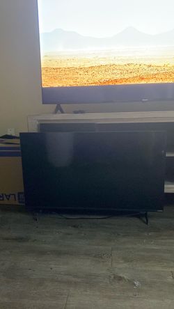 Vizio Flat Screen TV
