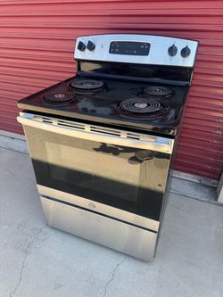 GE Electric Stove