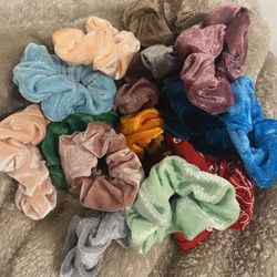 Scrunches