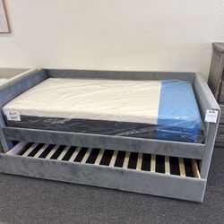 Twin Day Bed With Trundle 