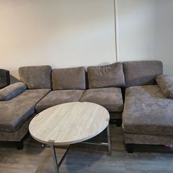 Couch, coffee table, 2 barstools